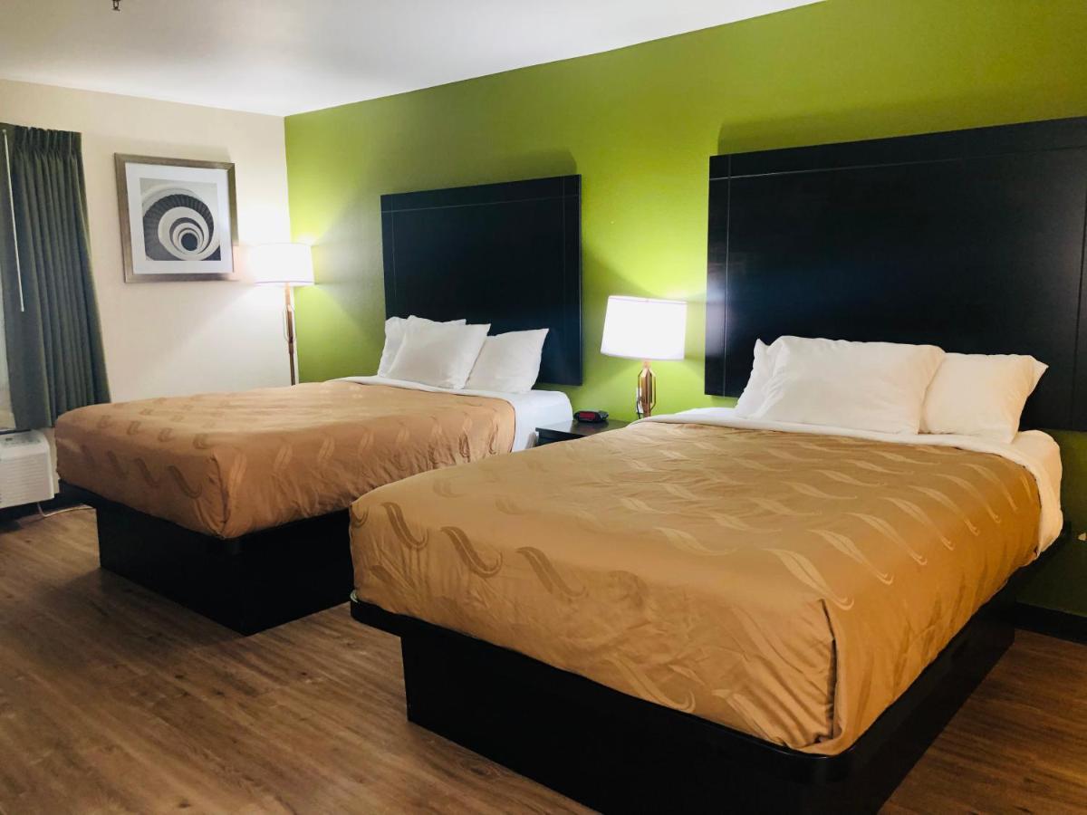 Quality Inn & Suites Lake Charles South Экстерьер фото