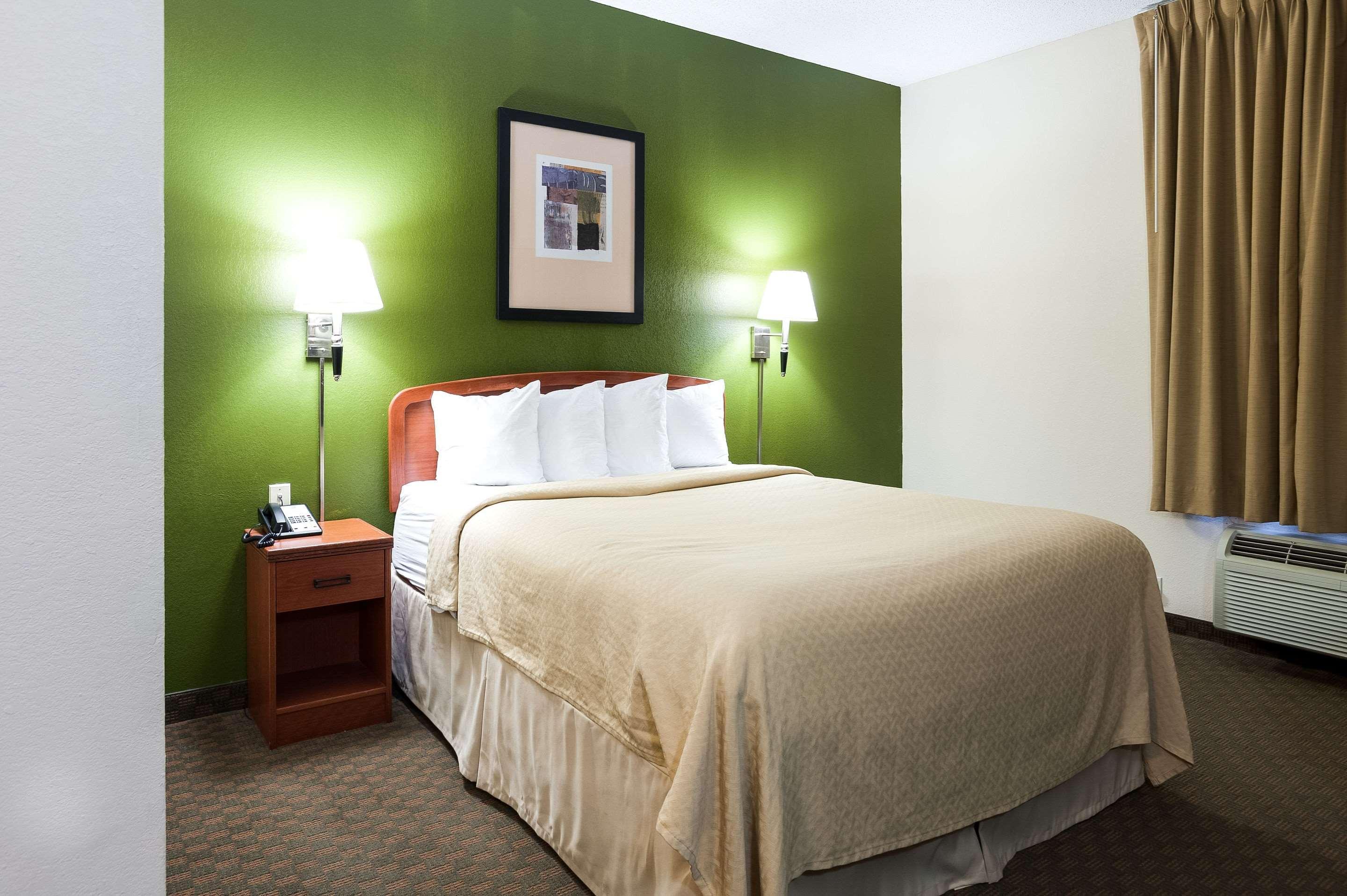 Quality Inn & Suites Lake Charles South Экстерьер фото